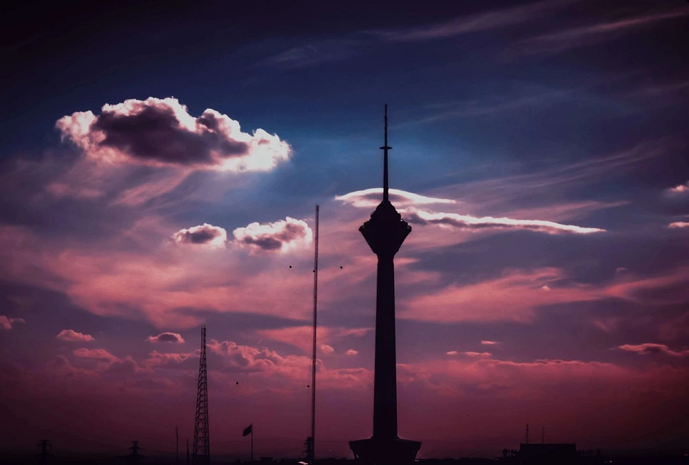 Resilience of the Iranian People – Light and Cohesion in Social Life